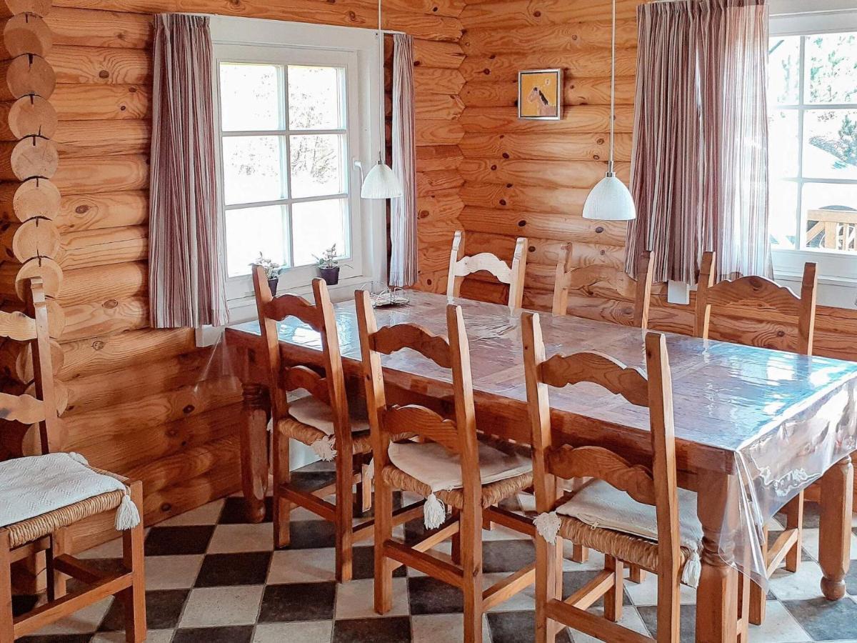 6 Person Holiday Home In Hovborg Kültér fotó