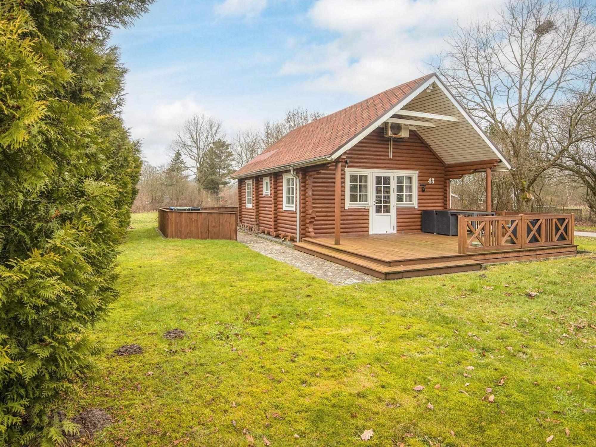6 Person Holiday Home In Hovborg Kültér fotó